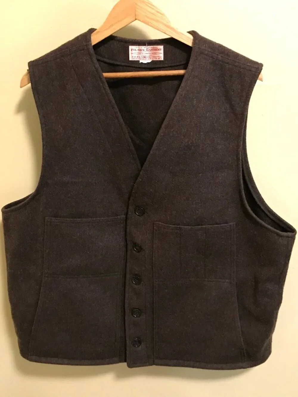 Men's Filson Mackinaw Virgin Wool Vest-Size 48 (XL/2XL) Brown